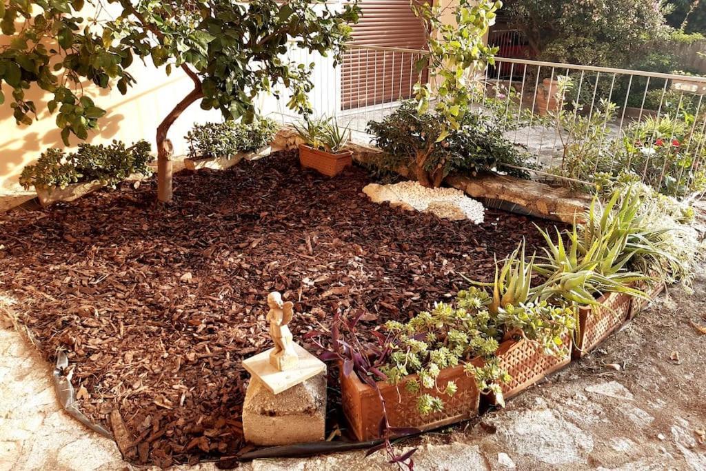 Casa Con Giardino: Varazze Eksteriør bilde