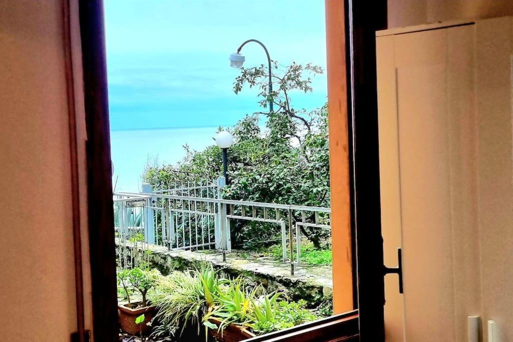 Casa Con Giardino: Varazze Eksteriør bilde